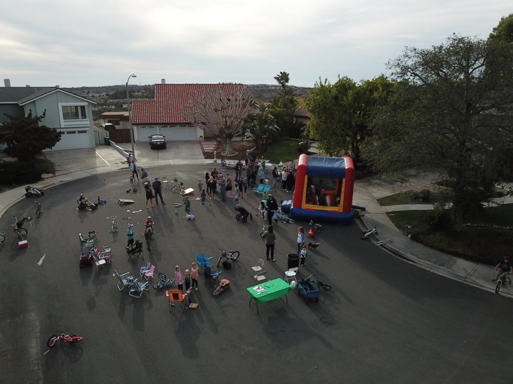 5 Steps to Throwing a Neighborhood Block Party